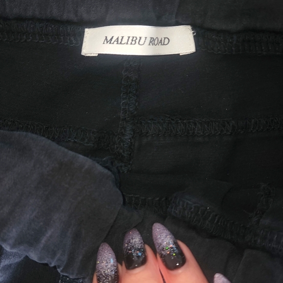 Malibu Road | Distressed Black Drawstring Pants | SZ M - Picture 3 of 4